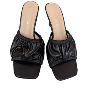 Jessica Carlyle Faux Leather Ruch Strap Kitten Heel Slip On Sandals Size 8 NWOB
